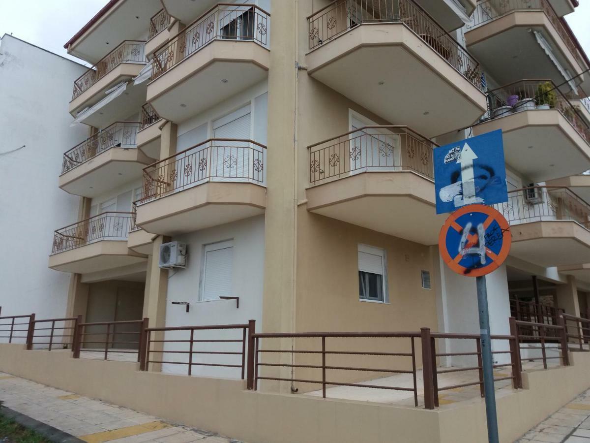 Jordan'S 2Nd Appartment At Nea Michaniona Exterior foto